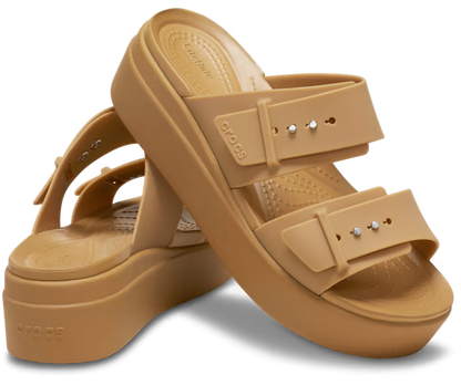 Brooklyn Schnalle Low Wedge Sandale