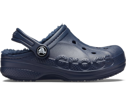 Kleinkind Baya gefütterter Clog