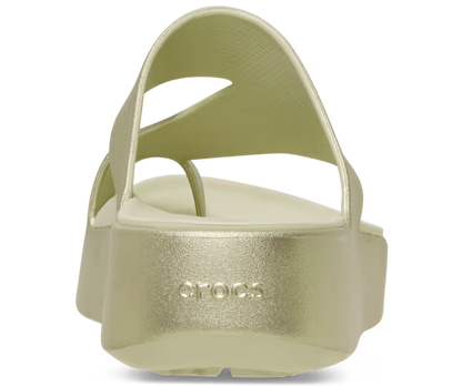 Getaway Platform Toe Loop Metallic Sandale