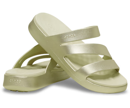 Getaway Strappy Metallic Sandale