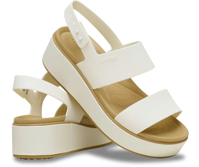 Brooklyn Low Wedge Matte Wrap Sandale