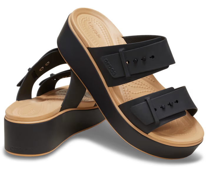 Brooklyn Schnalle Low Wedge Matte Wrap Sandale