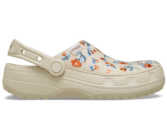 Classic Crafted Floral Clog