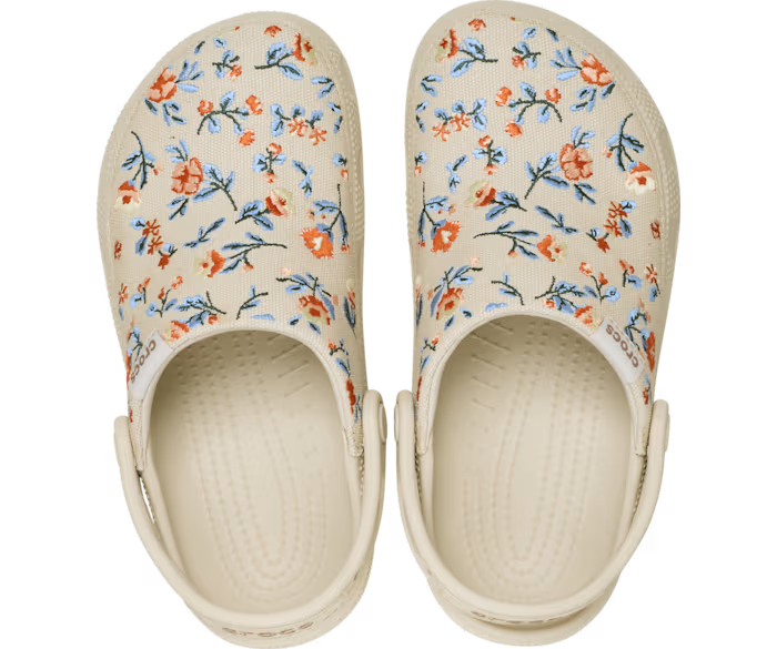 Classic Crafted Floral Clog